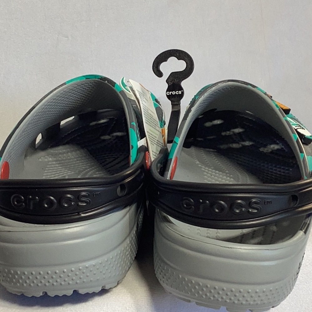 Disney Parks Mandalorian clog - Picture 3 of 5